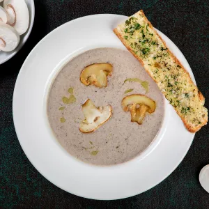 Zuppa di funghi (Mushroom Soup)
