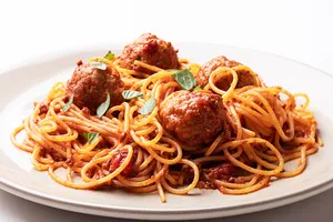 Tagliatelle meat balls