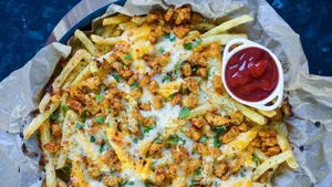 CHEESY MASALA FRIES