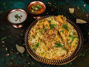 Mini Hyderabadi chicken dum biryani combo