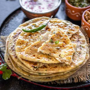 Tawa Paneer Parantha