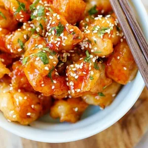 HONEY CHILLI CHICKEN WITH SESAME SEEDS
