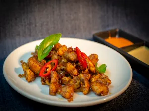 CHILLI BASIL MASHROOM