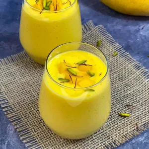 Mango lassi