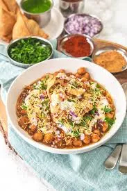 KACHORI CHOLE CHAAT