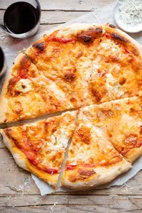 Pizza Four Cheese