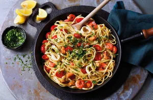 Seafood linguine