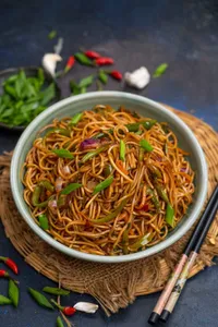 CHICKEN  CHILLI GARLIC NOODLES