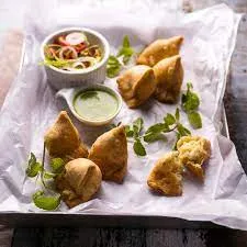 Yummy cheese samosa pav